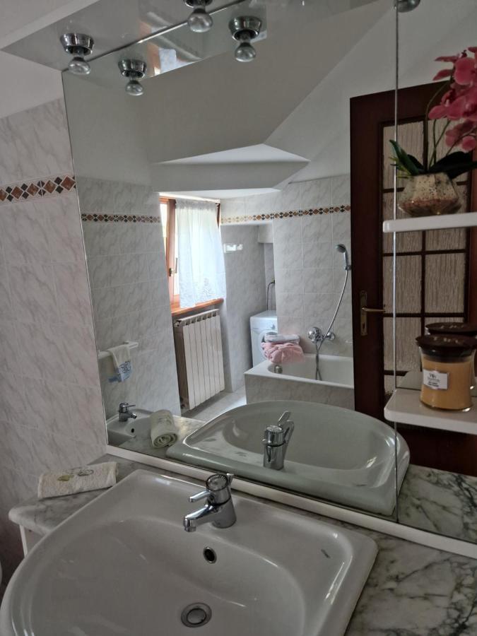 Rezzonico Borgocastello 아파트 외부 사진